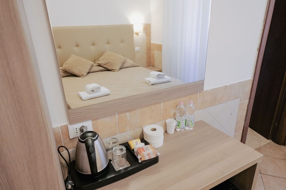 undefined Hotel Alex Square 7