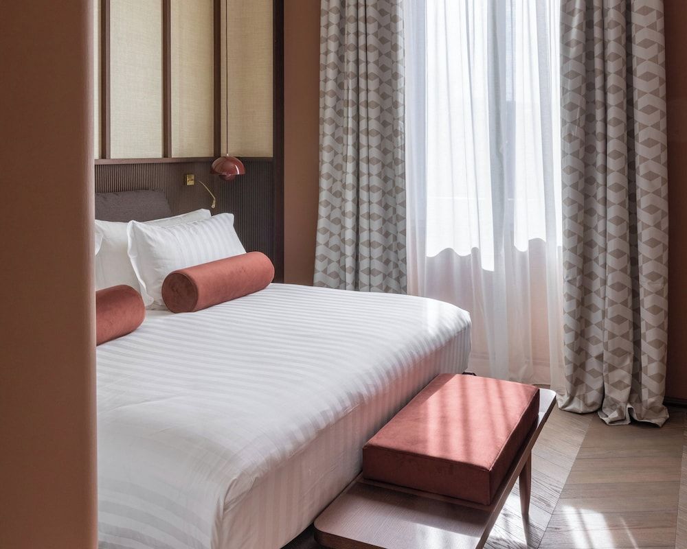 Palazzo Velabro, a Member of Design Hotels Classic Suite (Velabro) 2