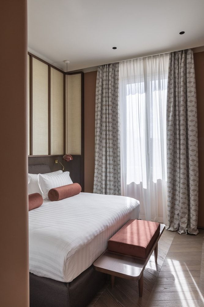 Palazzo Velabro, a Member of Design Hotels Classic Suite (Velabro)