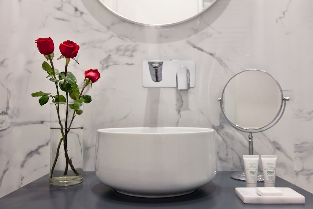 Fellini Design Suites Deluxe Room, 1 King Bed with Sofa bed, Non Smoking, City View 11