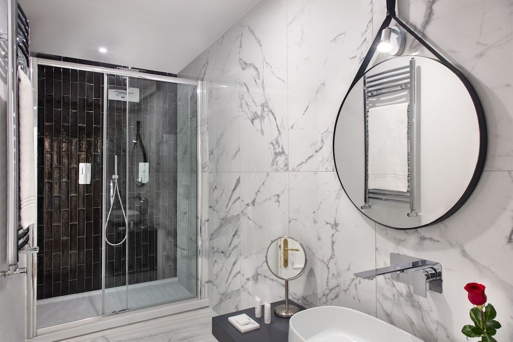 undefined Fellini Design Suites 10