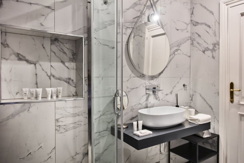 Fellini Design Suites Superior Room, 1 King Bed with Sofa bed, Non Smoking, City View 8