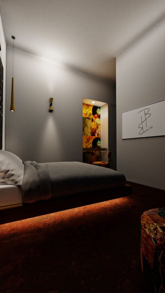 Bhr Cavour 150 Comfort Room, 1 Queen Bed, Non Smoking, Courtyard View