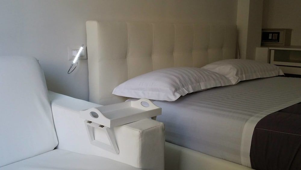 undefined Piccolotel 7