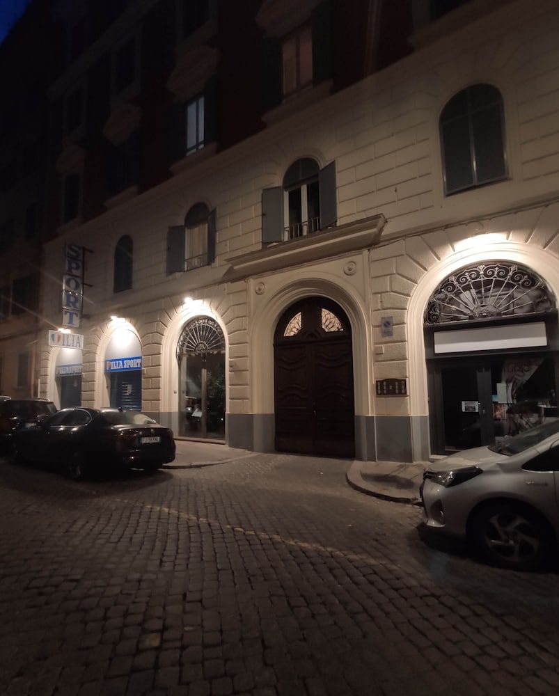 undefined Double B Ferruccio I 3