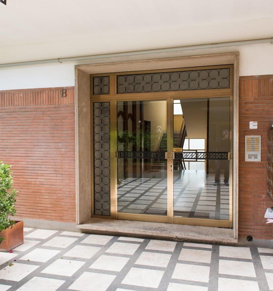 undefined B&B Area 51