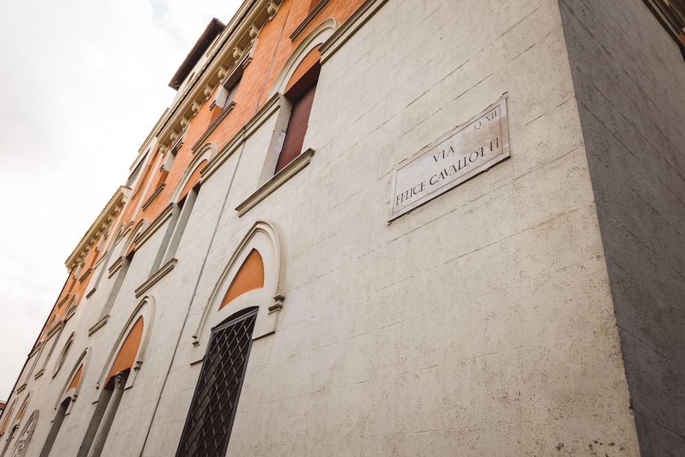 undefined Angelina Rooms in Rome 5