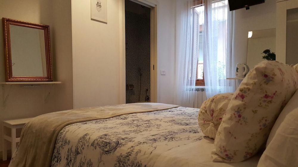 undefined Al Ponte del Papa Bed and Breakfast 9