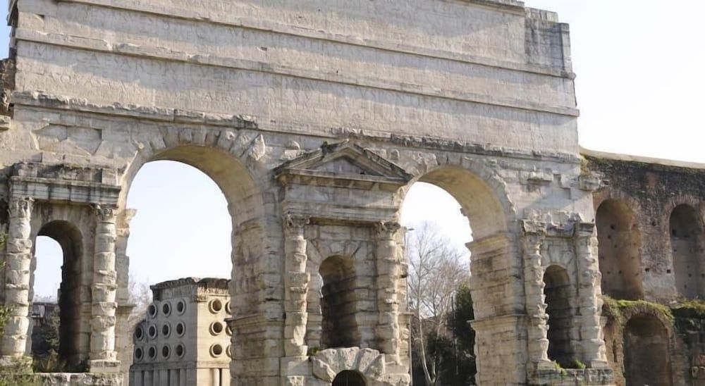 undefined Castello Maggiore 5