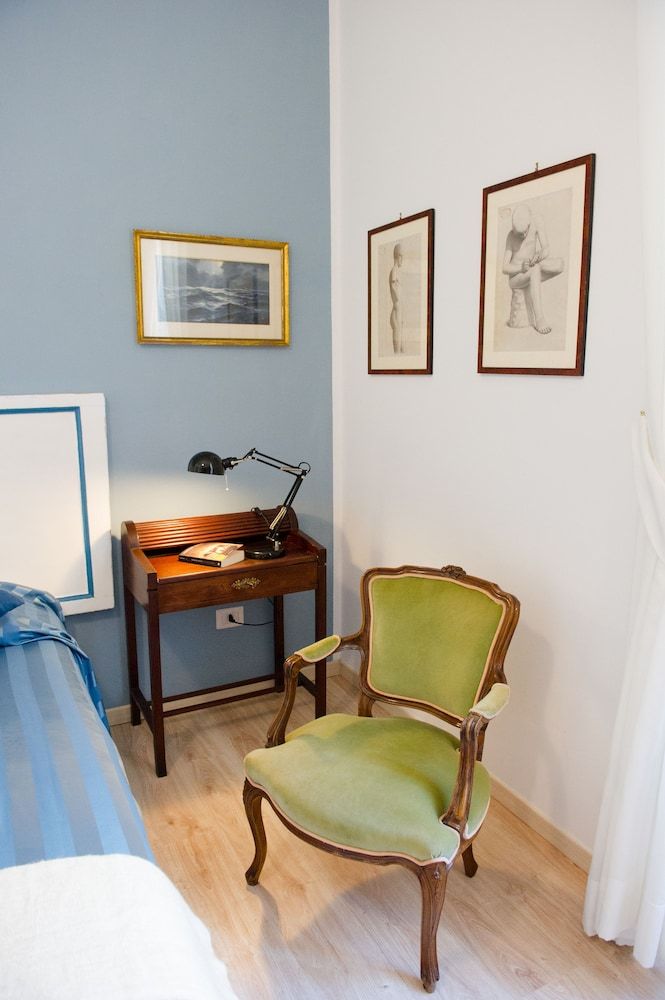 B&B Laurus Colosseo Double or Twin Room 3