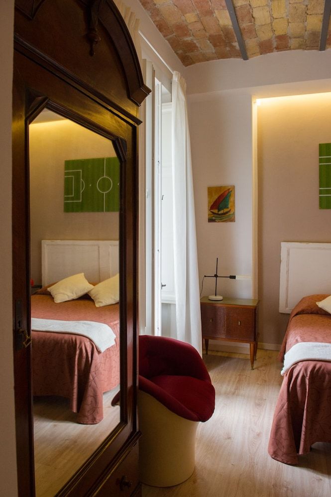 undefined B&B Laurus Colosseo 7