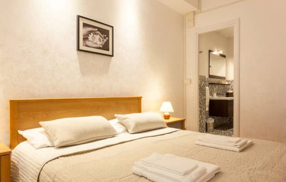 Kosher Bed&Breakfast La Casa di Eva Luxury Room, Private Bathroom 2