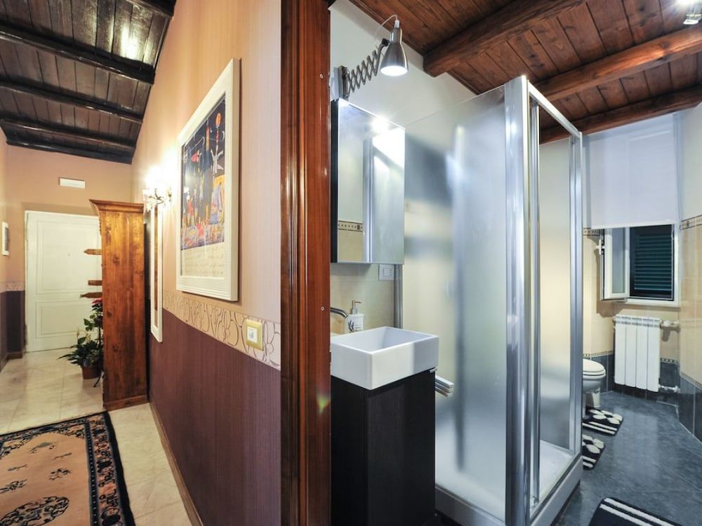 Da Augusto B&B Twin Room, Private Bathroom (External) 9