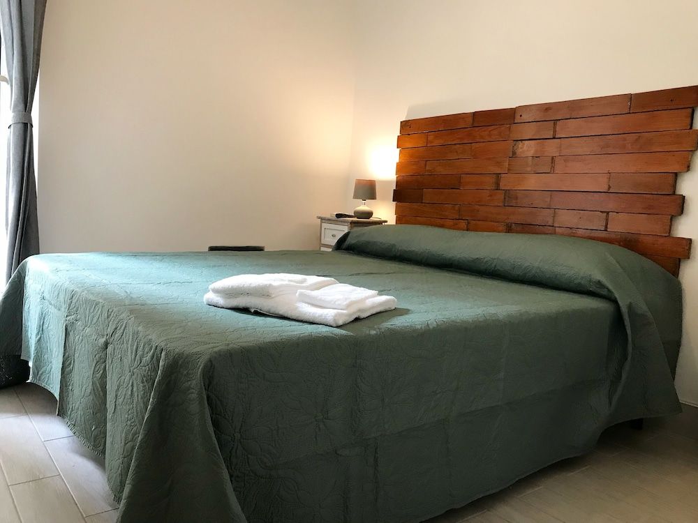 undefined Dea Flora B&B