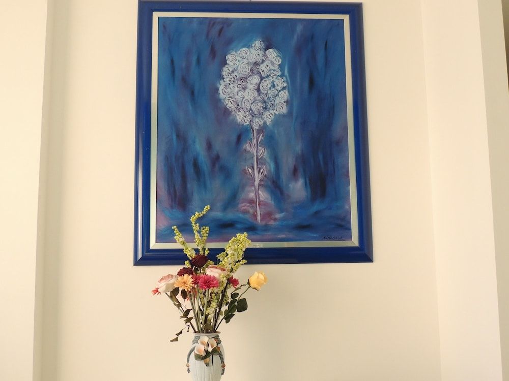 Vatican Doors Triple Room 14