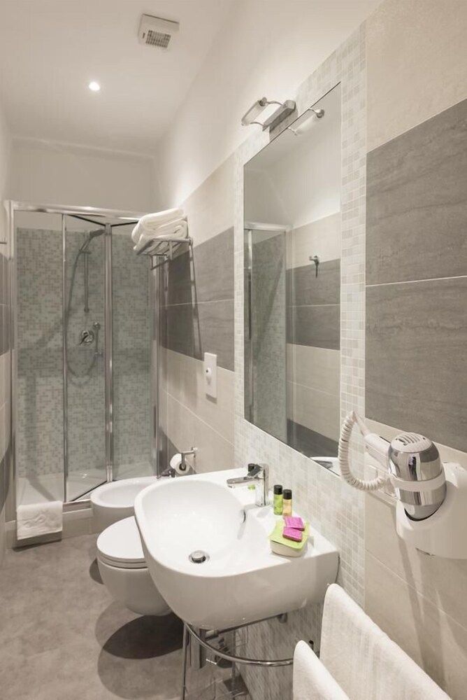 B&B Holidays in Rome Double Room 4