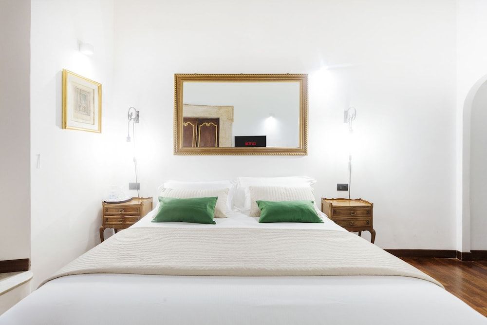Palazzo del Duca Luxury Guest House Double Room, 1 Queen Bed, Non Smoking 5