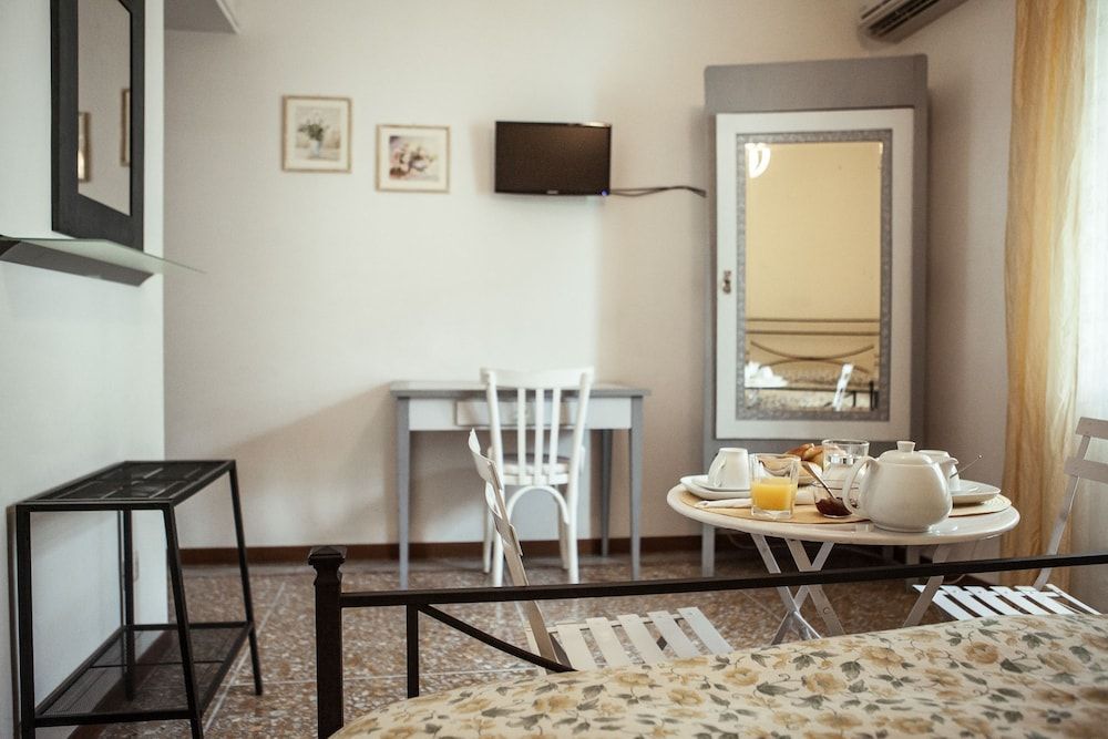 La Fabbrica di San Pietro Double or Twin Room 4