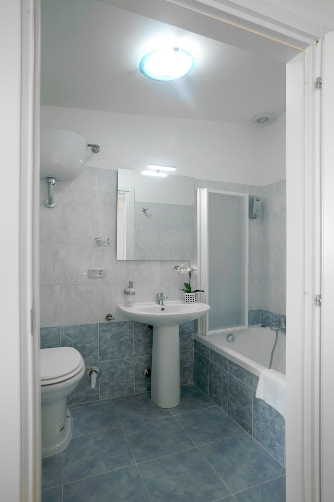 undefined Candia Green House 50 7