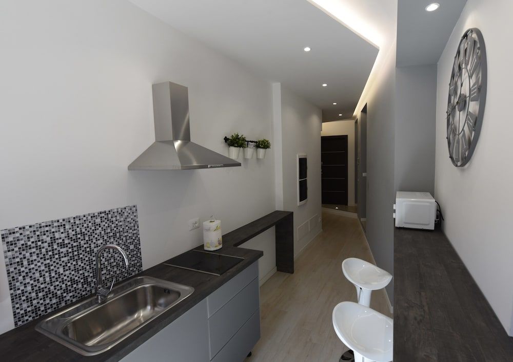 Duca's House Comfort Triple Room, Balcony 6