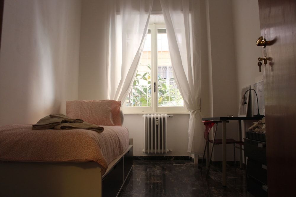 Dad's Atelier Apartment, 3 Bedrooms 24