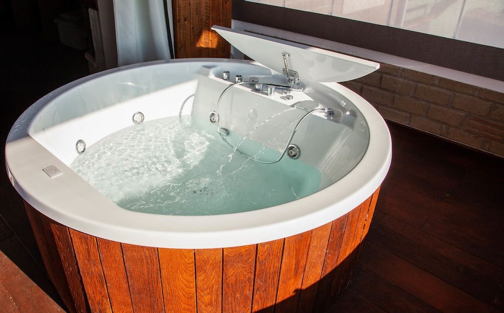 undefined B.O. Spa Suite 9