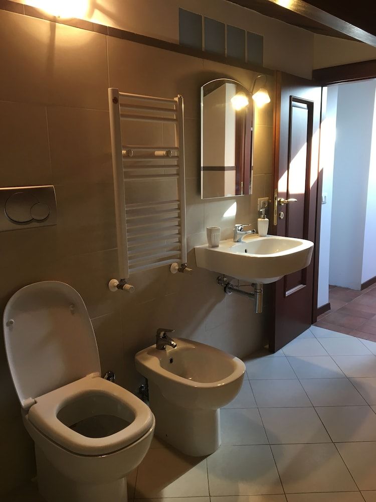 undefined BB Il Re Alla Reginella Guest House 8