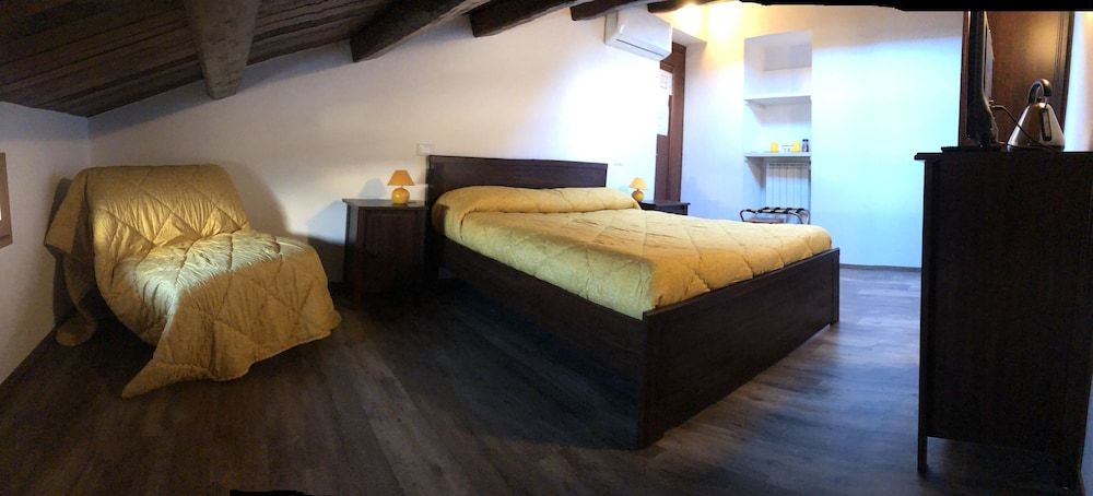 undefined BB Il Re Alla Reginella Guest House