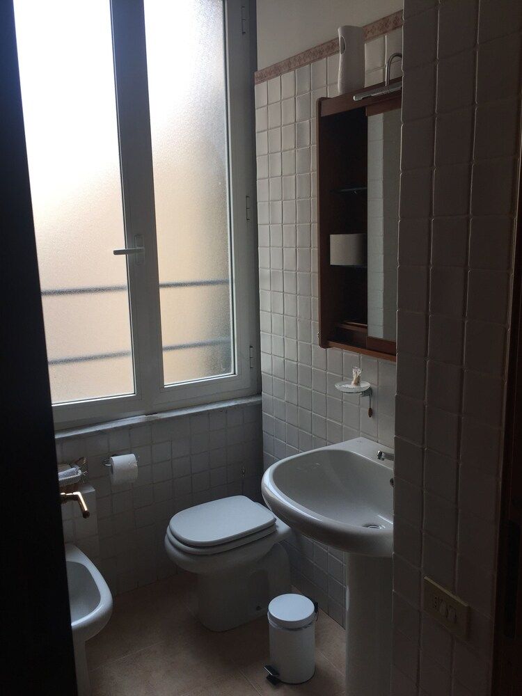 La Capitale B&B Double Room, Courtyard View 4