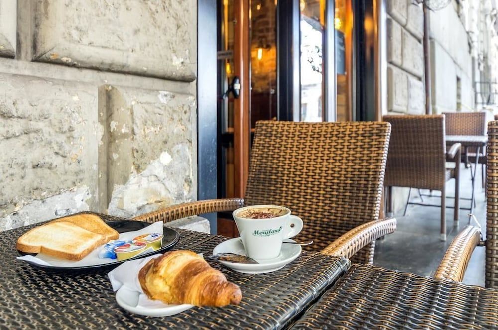 undefined Merulana 139 Suites 9