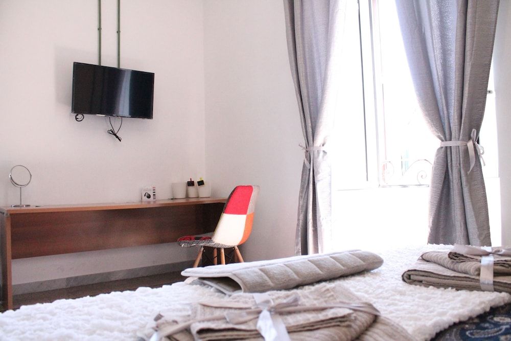 undefined Suite 67 10