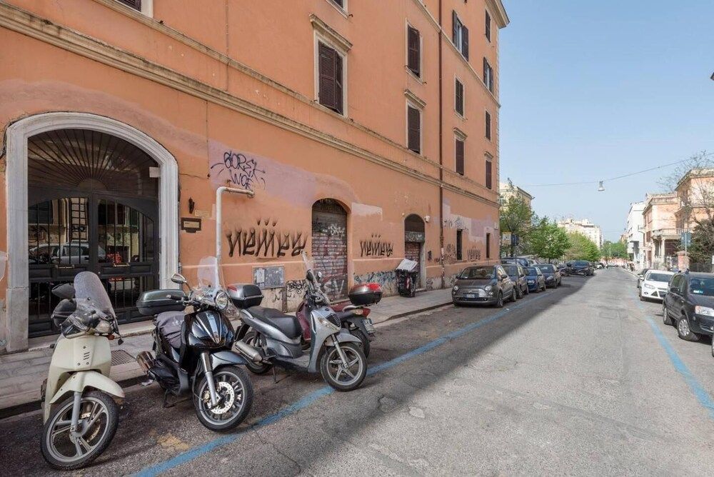 undefined Suite 67 2