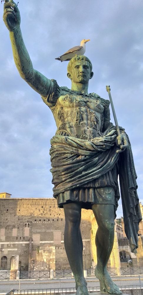 undefined A Home in Rome 9