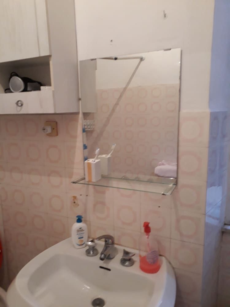 OksyRoma Triple Room, Shared Bathroom 8