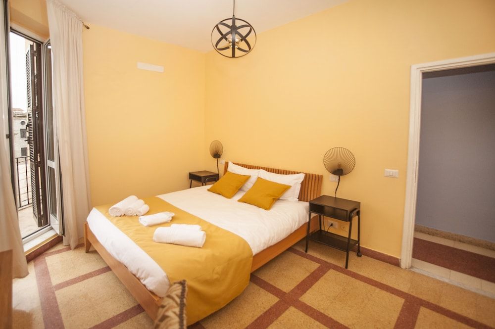 Martin Deluxe Double Room 3