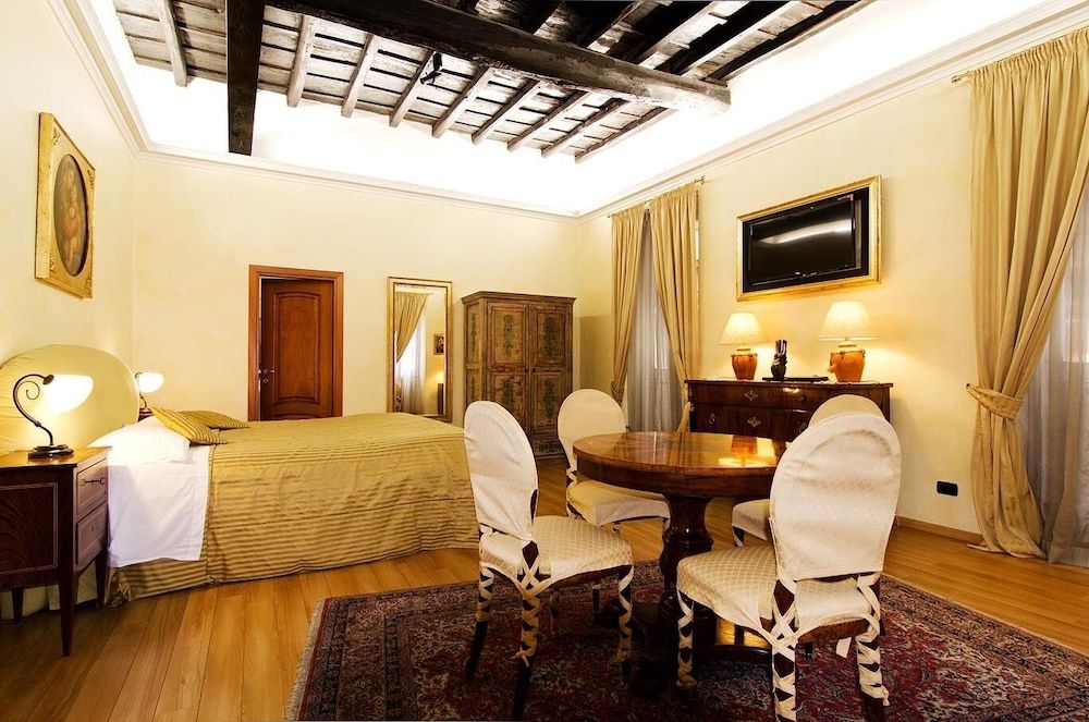 undefined Cenci Bed & Breakfast 2