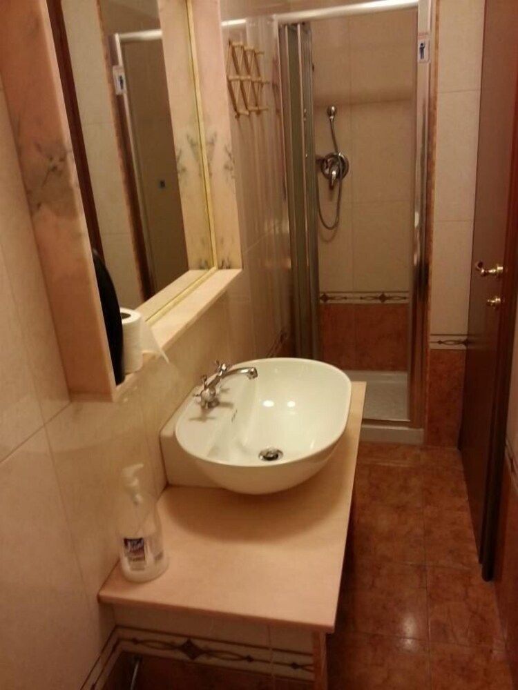 Mille Fiori Single Room 2