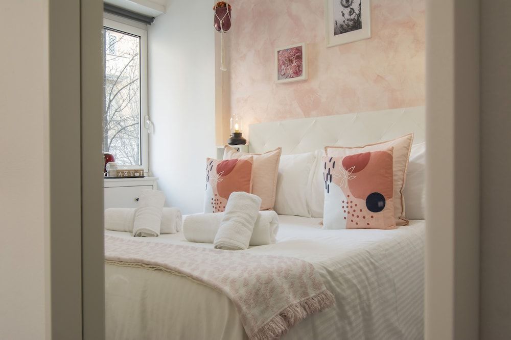 Piccolo Hotel Boutique Deluxe Double Room (with shower Rosa) 3