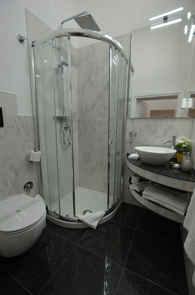 MyTime Rome Double or Twin Room 12