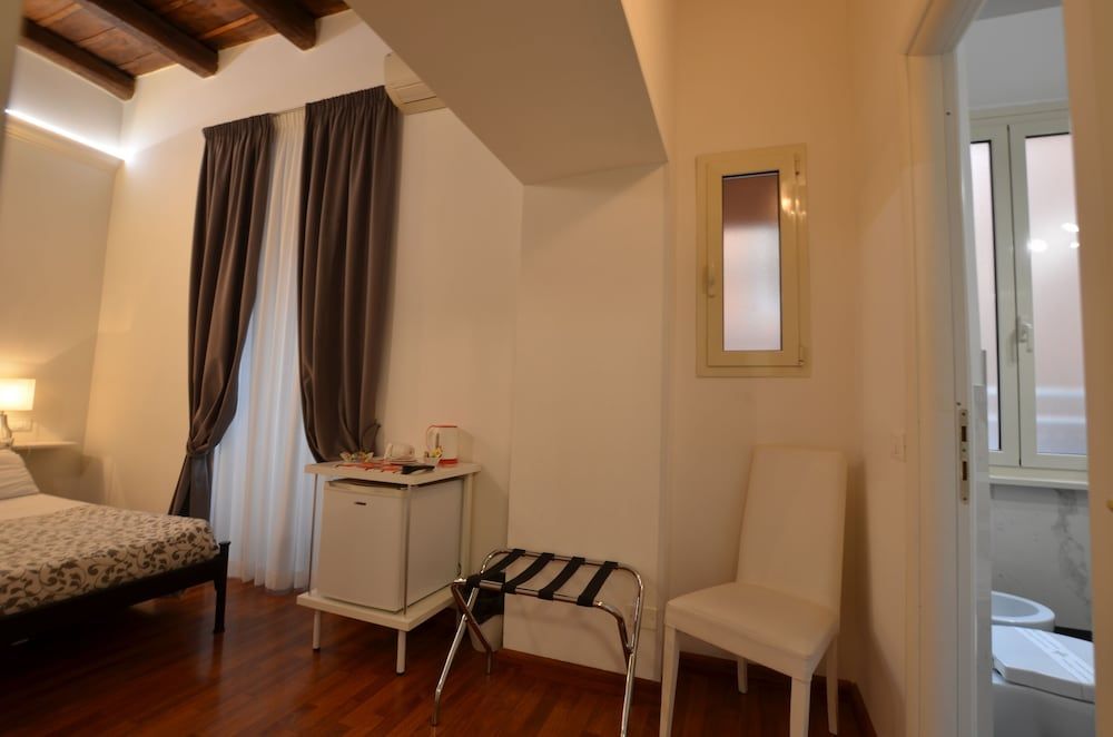 MyTime Rome Double or Twin Room 5
