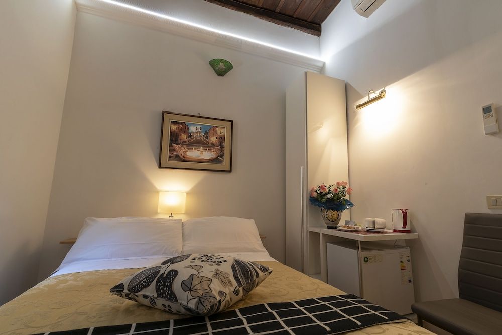 Roman Nights Basic Double Room 2