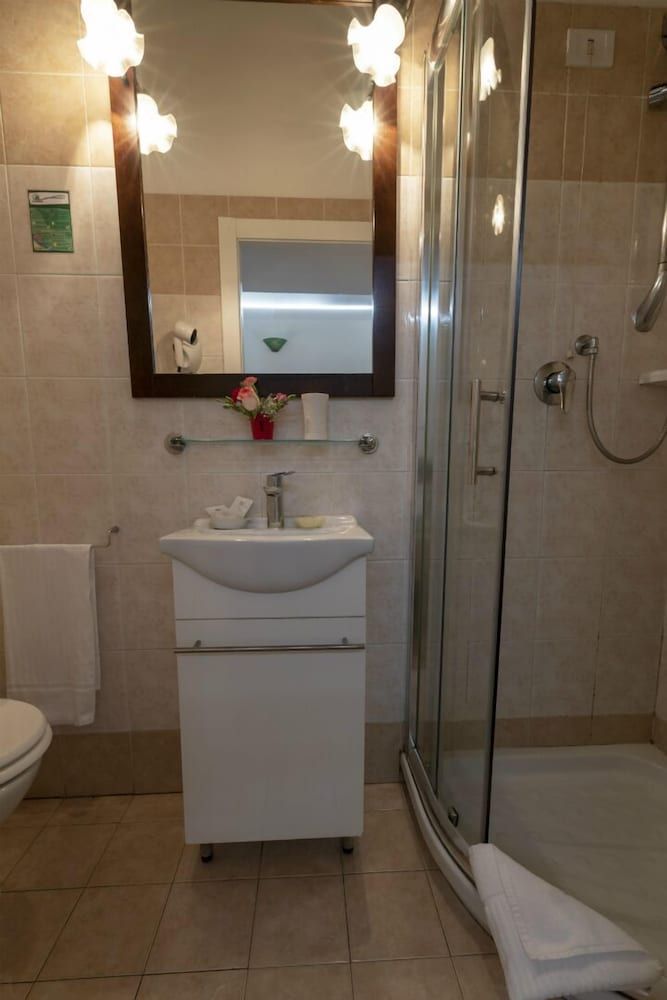 Roman Nights Basic Double Room 6