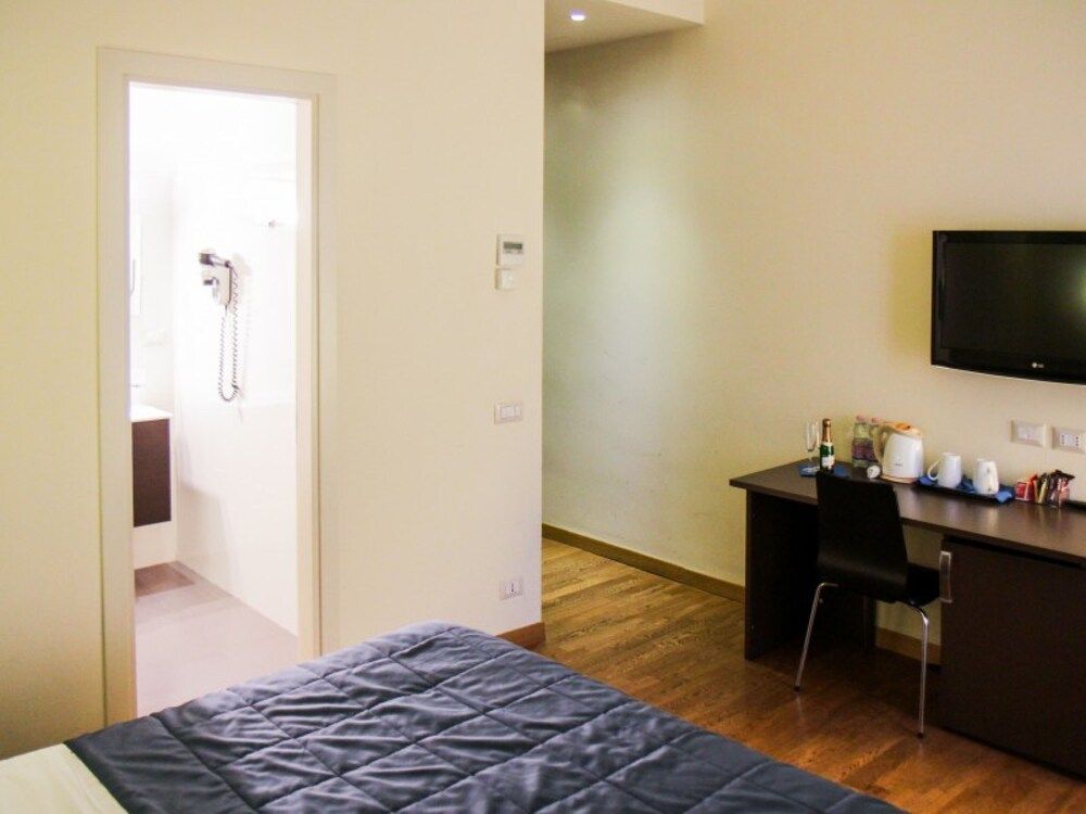 undefined Rome Armony Suites - Classic Double 3 7