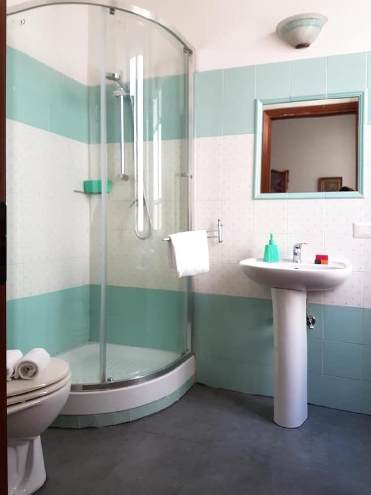 undefined Room in B&B - A Casa Boschi Near Vatican Family Room 5