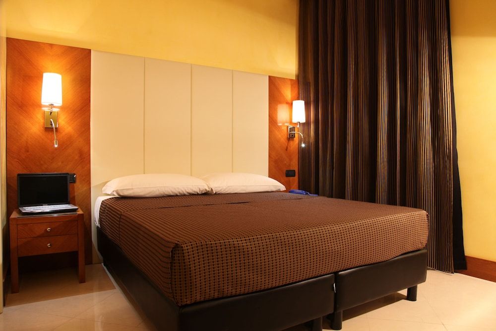 Federica's Home Classic Room, Private Bathroom, City View 2