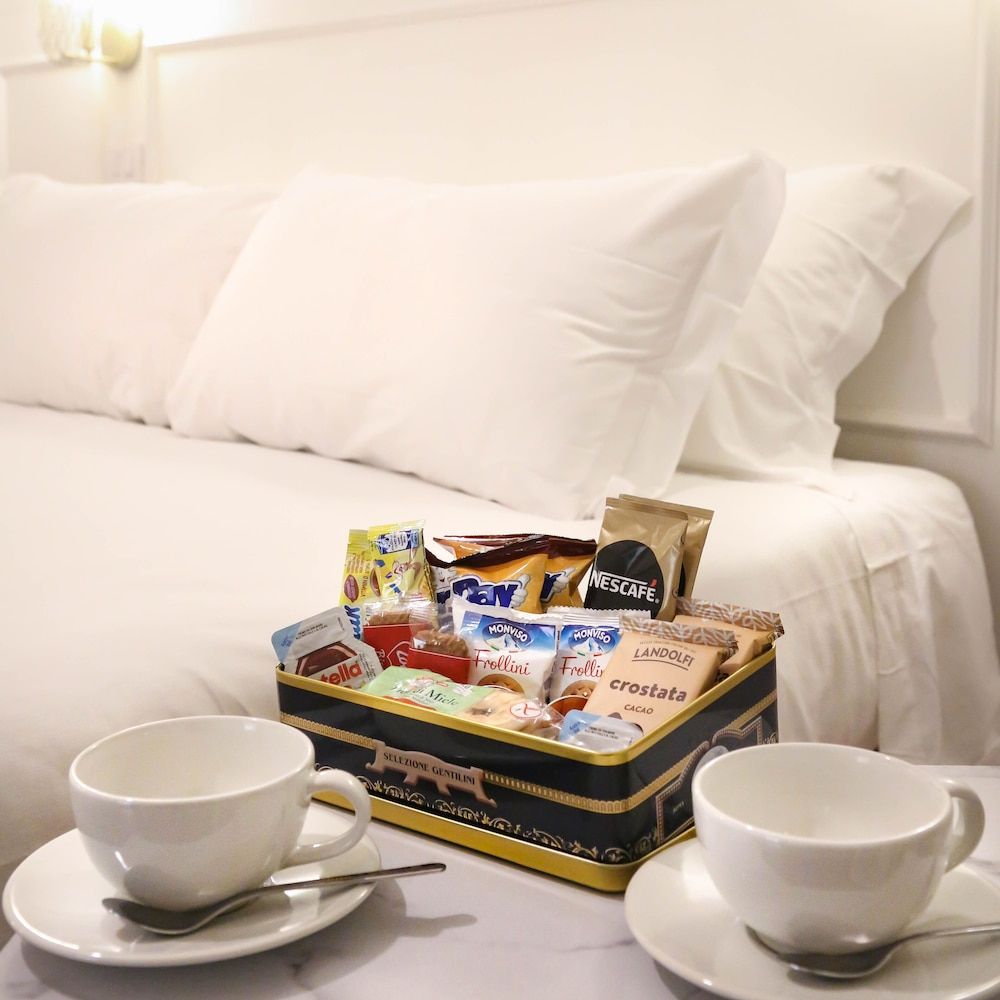 Mama House Roma Standard Room, 1 Double Bed, Private Bathroom, Ground Floor 4