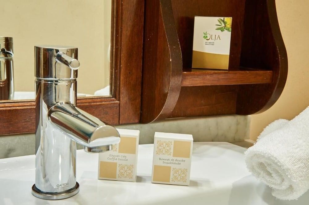 Fabrizio's Rooms Classic Quadruple Room 12