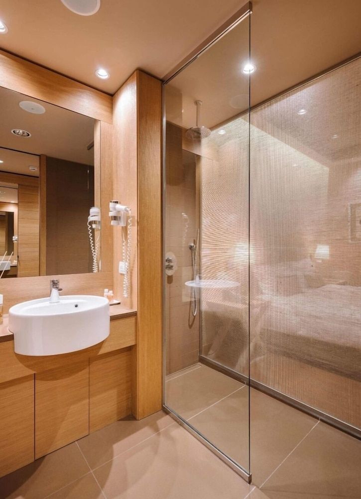 undefined Otilia belstaybunq 8