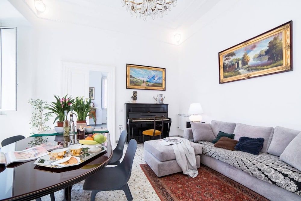 undefined Super Big History Luxury At Colosseum