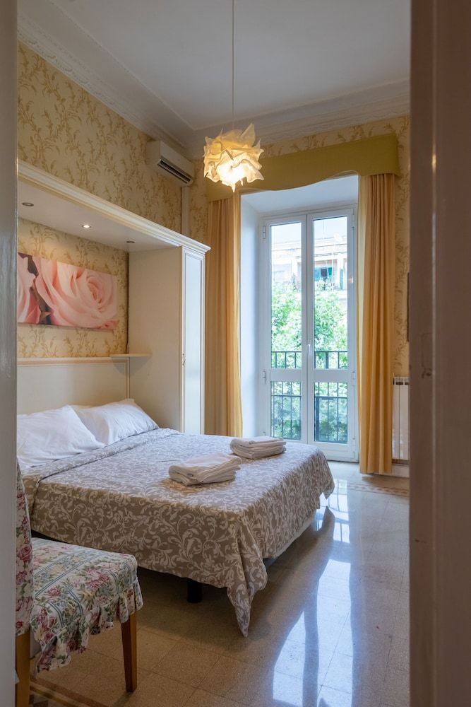 undefined Holiday House in Rome City Center 7